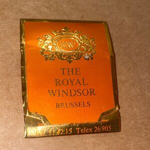 The Royal Windsor Brussels Vintage Mini Sewing Kit